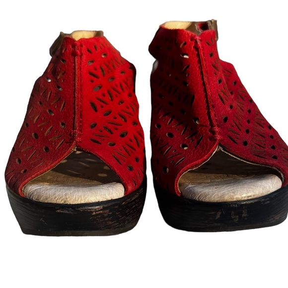 Jambu Women's Vera Wedge Pump, Red, Sz 7.5 - Picture 3 of 10